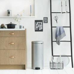 Beste Pirce 🥰 Brabantia NewIcon Prullenbak - 30 L - Metallic Grey 💯 -Dyson-winkel 550x367 15