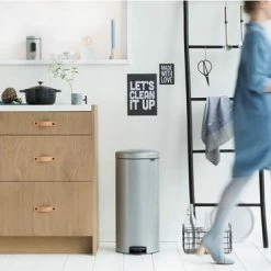 Beste Pirce 🥰 Brabantia NewIcon Prullenbak - 30 L - Metallic Grey 💯 -Dyson-winkel 550x369 10