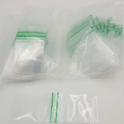 Goedkoop 🎉 Merkloos Zip Lock Zakjes Klein 200 Stuks 4.0 Cm X 4.0 CM 🧨